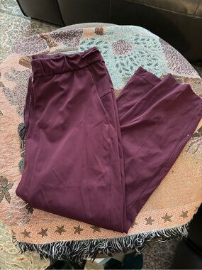 Lululemon on the fly pant